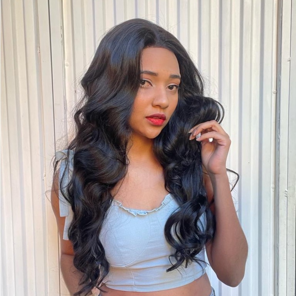 BLACK WAVY LACE FRONT WIG